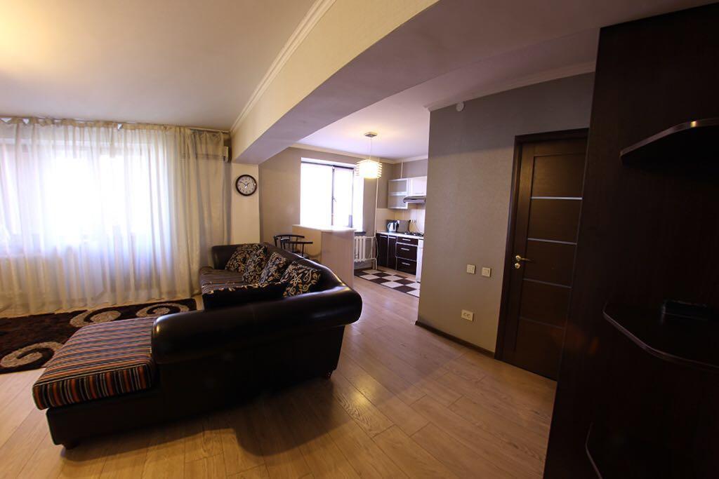 Apartments On Shevchenko 129 Almaty Extérieur photo