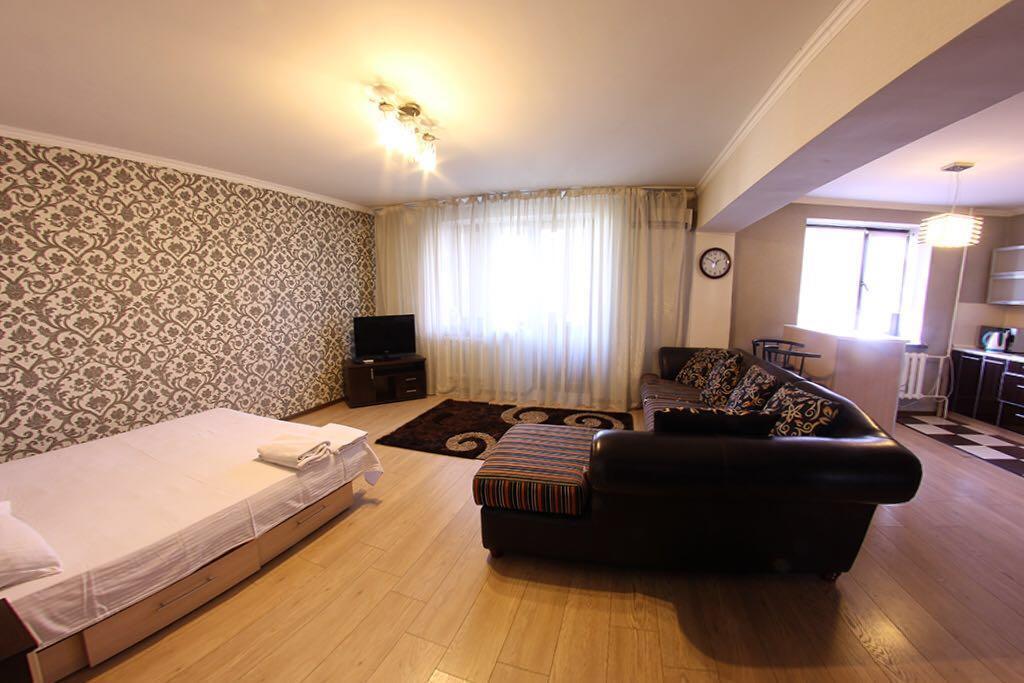 Apartments On Shevchenko 129 Almaty Extérieur photo